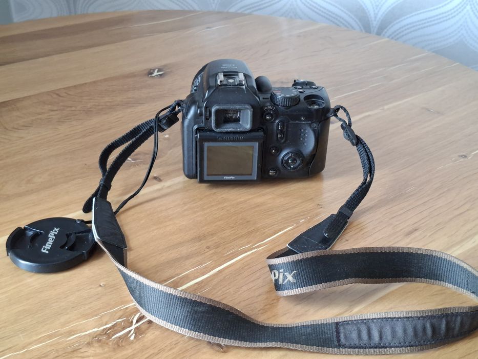 Fujifilm FinePix S9500