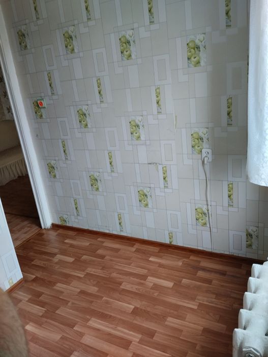 Продам 2 ух комнатную квартиру