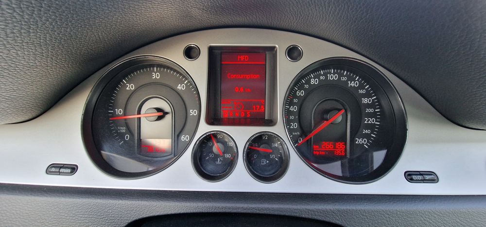 Volkswagen  Passat B6
