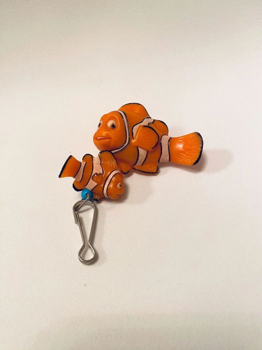 Клипса в поисках Немо