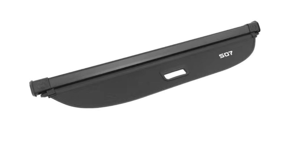 Шторка багажника