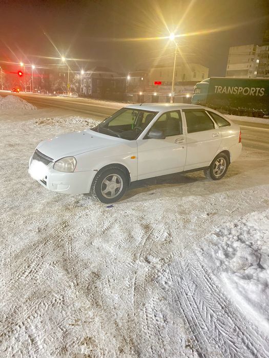 Машина сатылады.