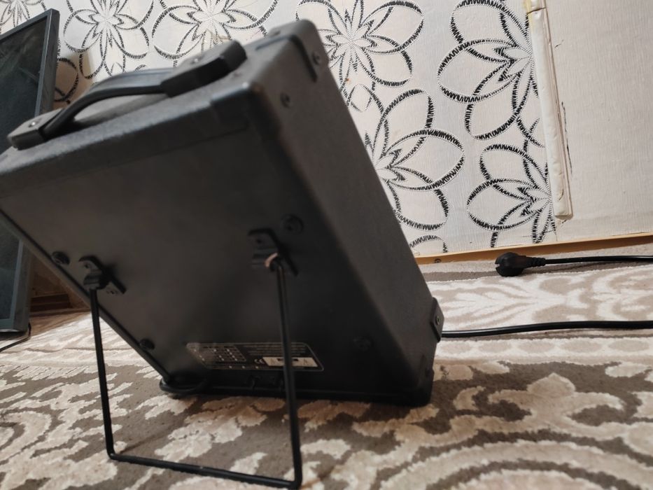 Комбоусилитель с перегрузом.