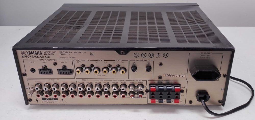 Yamaha AV M 99 amplificator stereo 4 CH vintage preu Japan Craiova
