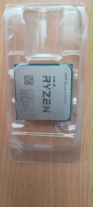 Procesor AMD Ryzen 9 3900x
