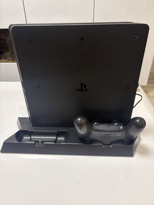 Ps 4 Slim + 6 диска