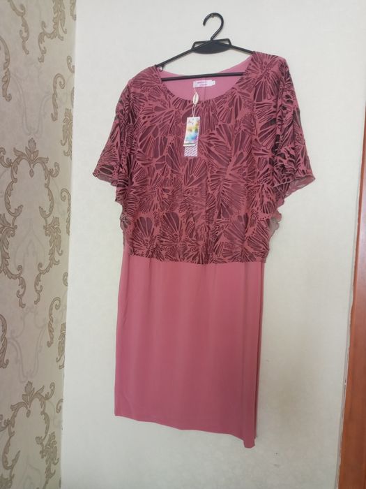 Нарядное женское платье,новое