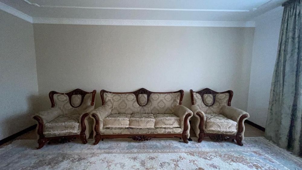 Диван мебельный б|у