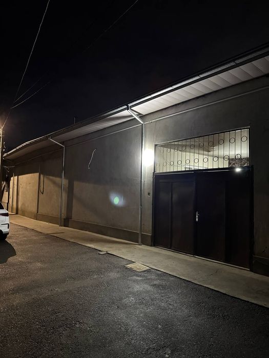 Uy sotiladi
Vali jumayev kocha 33 uy 
Arentir mirz