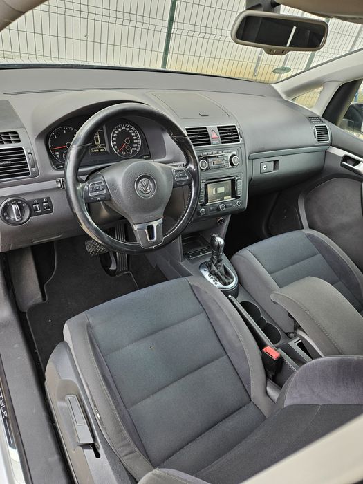 Vw Touran /2.0 TDI /140 CP /Euro  5/ DSG / Automat
Fab 2014 Euro 5 
Co