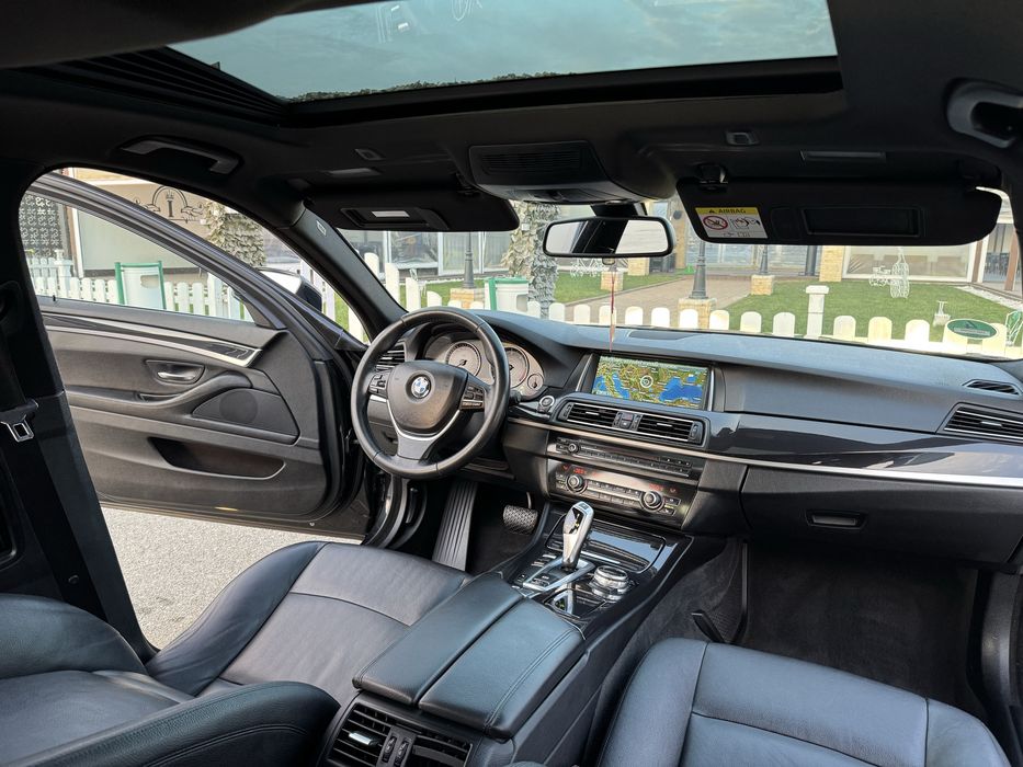 Bmw/F10/Facelift/Euro/6/Navi/Trapa/Piele/Bi-Xenon/Plafon/M////