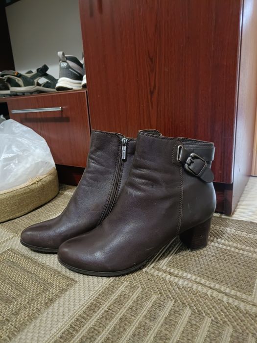 Продам зимнюю обувь