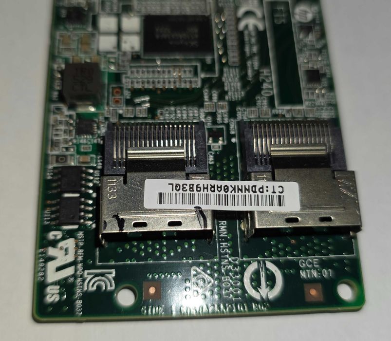 Vând controller HP H240 HBA 12Gb/s SAS/SATA PCIe Full height