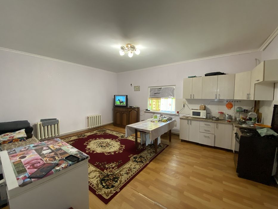 продаются дом в посёлоке бударино