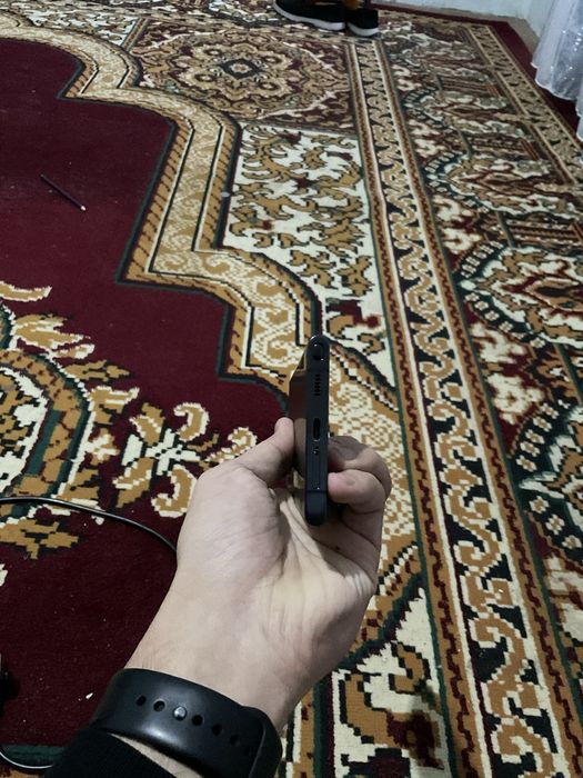 Продам Samsung S22 Ultra black 8/128GB с кор/документами