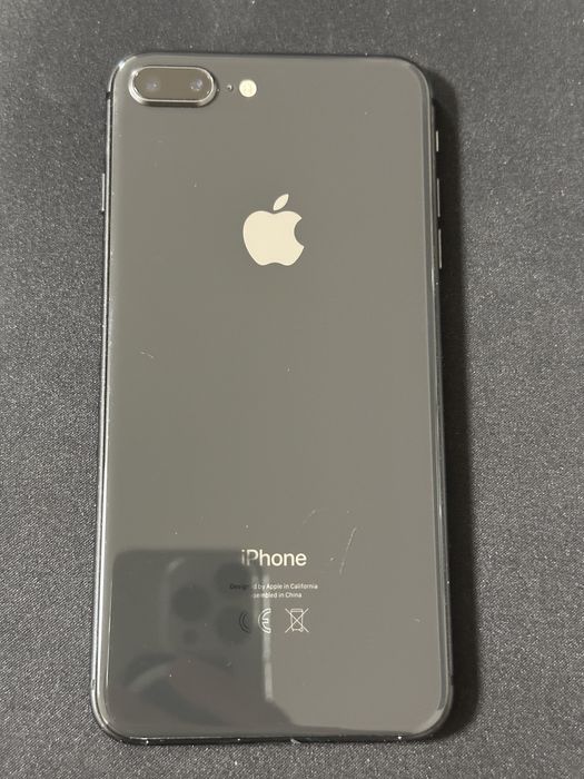 iPhone 8 Plus 64GB Space Gray