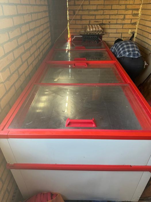 Продам морозильную камеру