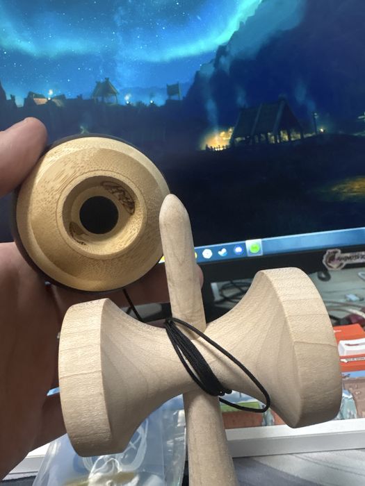 Kendama anti skid broken shape
