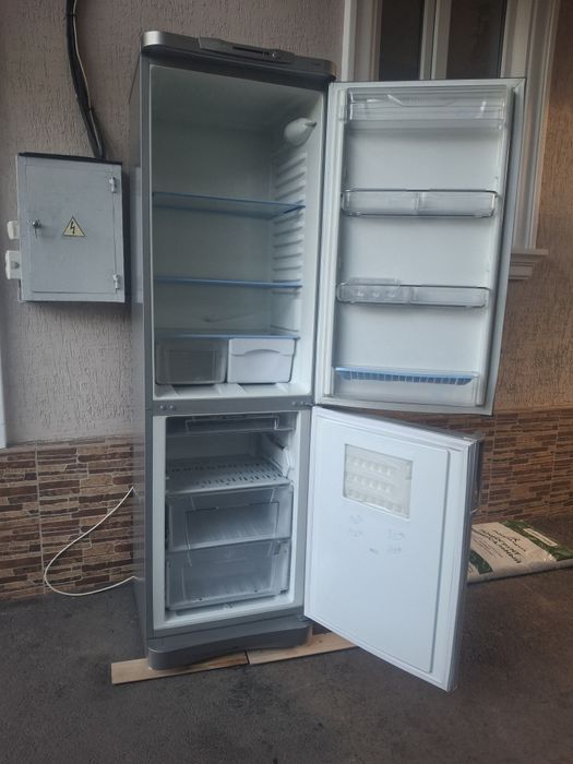 Холодильник Индезит