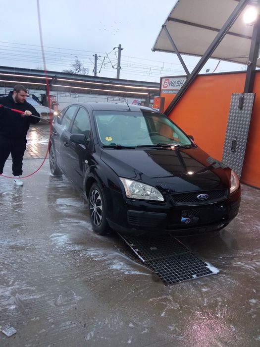 Ford Focus 2 / 1.6 TDCi