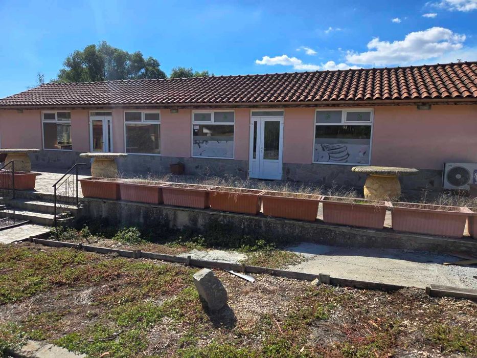 Дава се под наем Магазин в Суворово - 100 кв.м за 255 € - Снимка #4