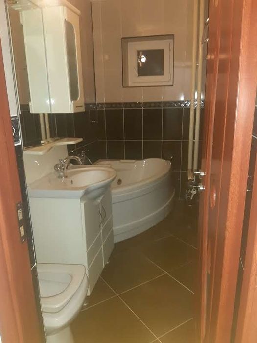 De închiriat ap 2 camere Mărășești