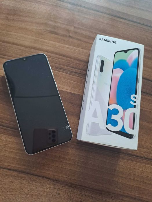 телефон Samsung A30S