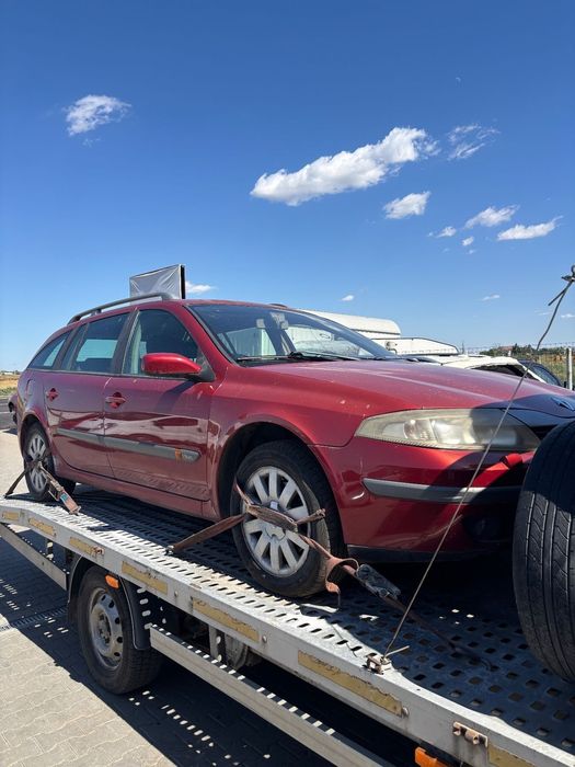 Dezmembram Renault Laguna 2 1.9 diesel din 2006