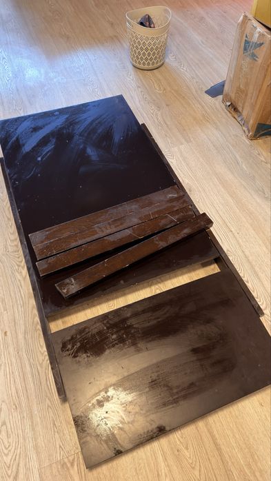 Стол  в хорошем состоянии