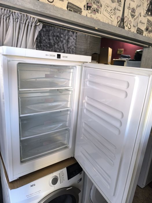 Фризер Miele F 12016 S-2 - 103 литра.