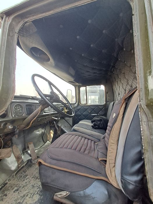 Зил 130 сотилади