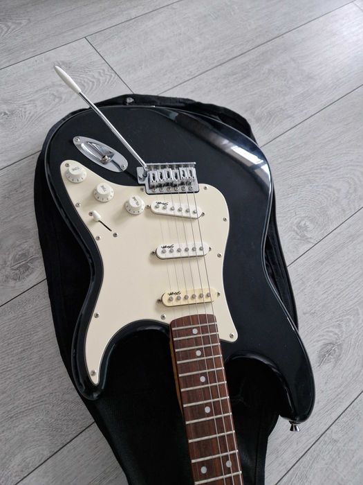 Vand Chitara electrica Stagg