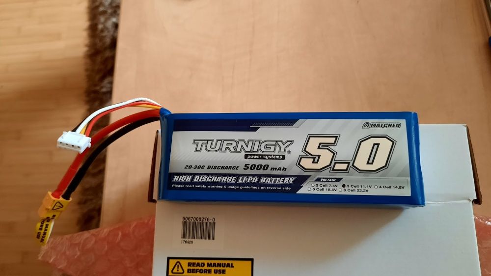 Acumulatori navomodele drone, auto, li-po, li-ion 3S, 4S. Reparatii Navomodele Revizii