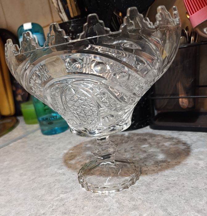 Новые    посуды.   Кесешки   в   подорок