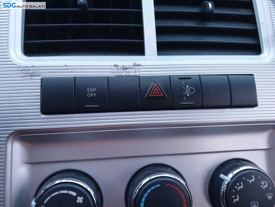 Buton Releu Avarii Avarie ESP Dodge Journey 2008 - 2016 [C5084]