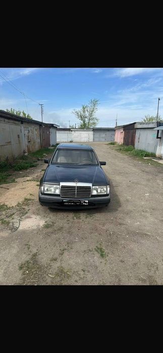 Продам mercedes w124