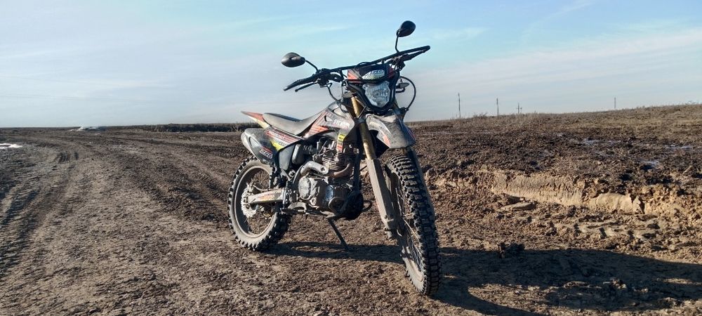 Продам эндуро 250 куб