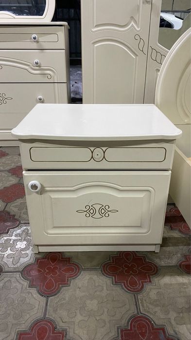 Продам Спальный Гарнитур +доставка