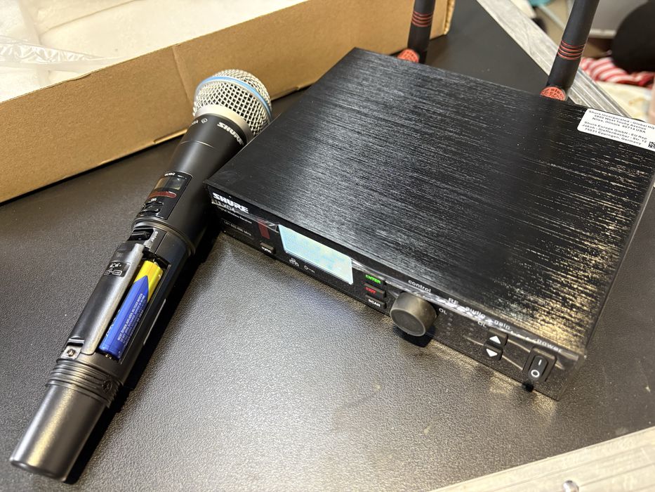 Microfon wireless Shure ULXD4 Beta 58