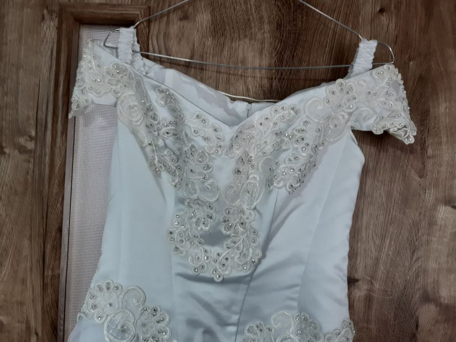 Rochie de mireasa marimea 46