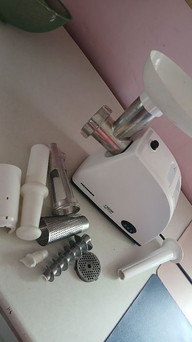Masina tocat +separator
