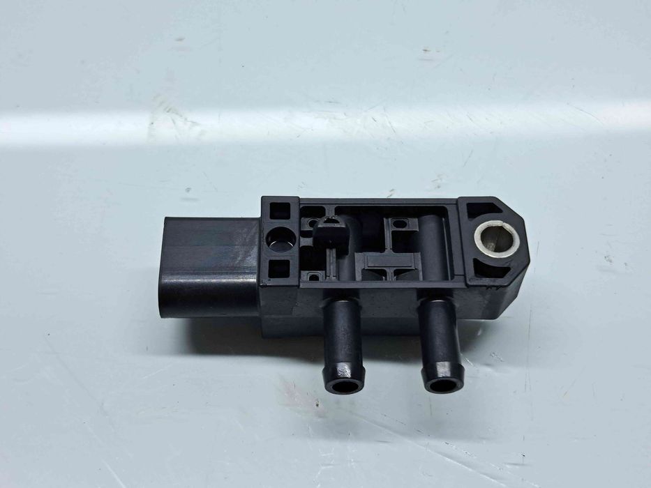 Senzor presiune  Volkswagen Golf 7 (5G) [Fabr 2014-prezent] 03N906051