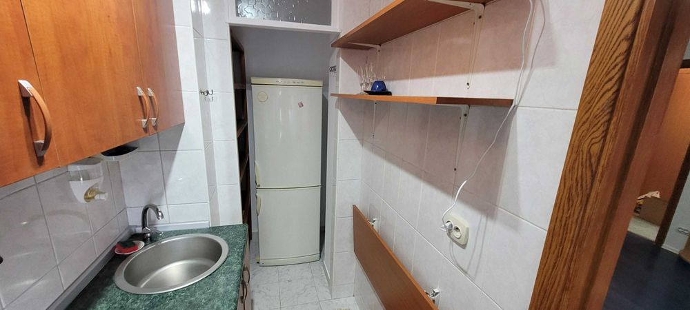 Garsoniera de inchiriat Str .Petre Ispirescu