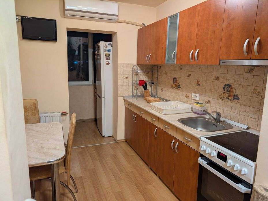 Dau în chirie apartament 2 camere decomandat, tip PB – 44 mp – Str. Traian Grozăvescu, Oradea