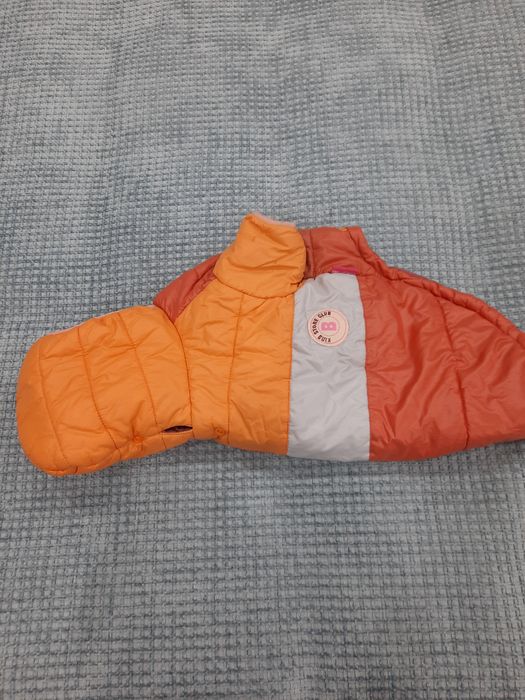 Продам б/у комбинезоны для собак