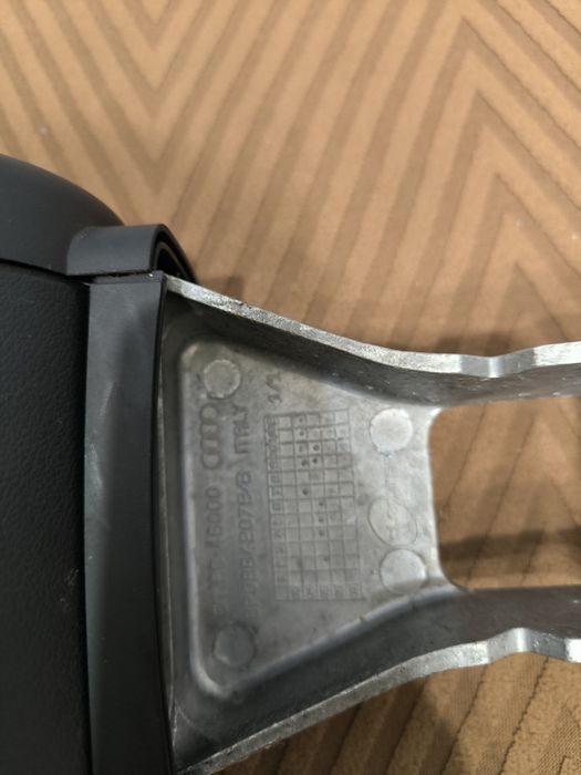 Подлакътник за Ауди А3 8P