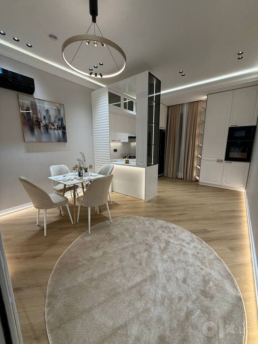 Продается 4х ком квартира в новостройке, ор-р: Буюк Ипак Йули, 118м²