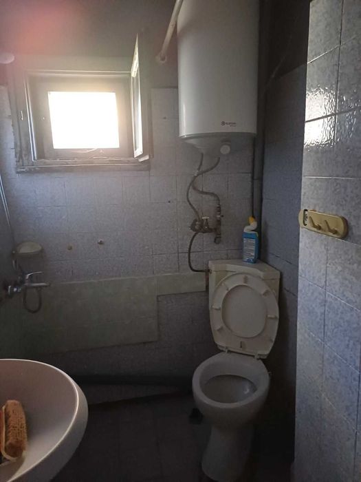 Дава се под наем Двустаен апартамент в Плевен, Идеален център - 60 кв.м за 153 € - Снимка #7