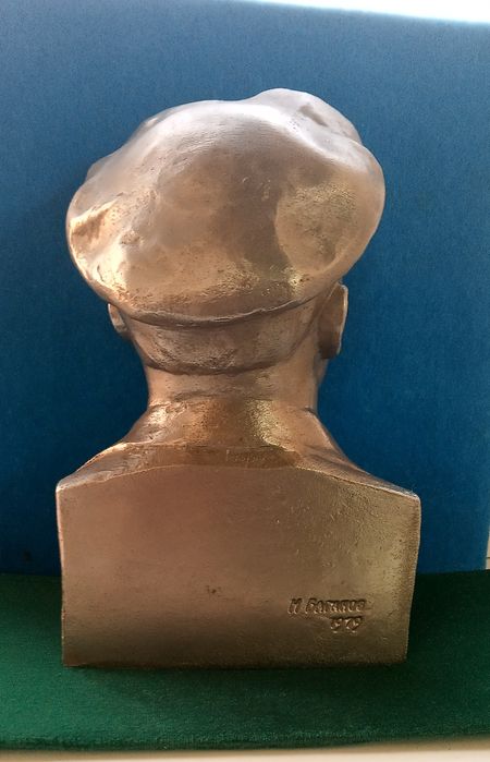 Бюст Ленин В.И. (силумин)  1979год.