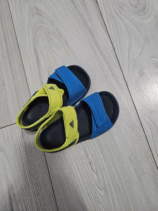 Sandale pentru băieți